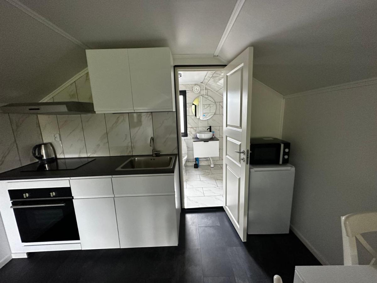 Luxurious Apartment Near Citycenter Borås Buitenkant foto