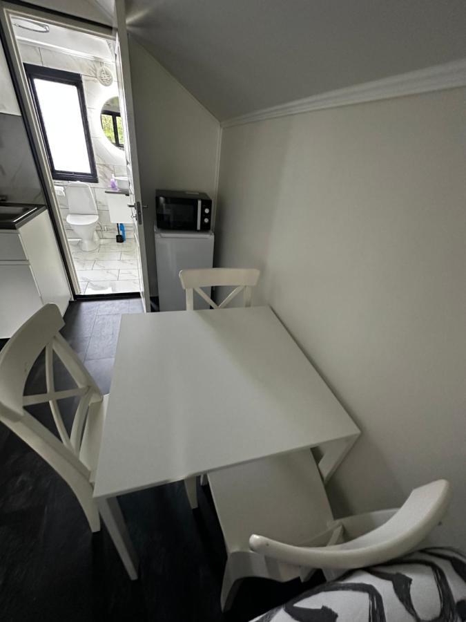 Luxurious Apartment Near Citycenter Borås Buitenkant foto